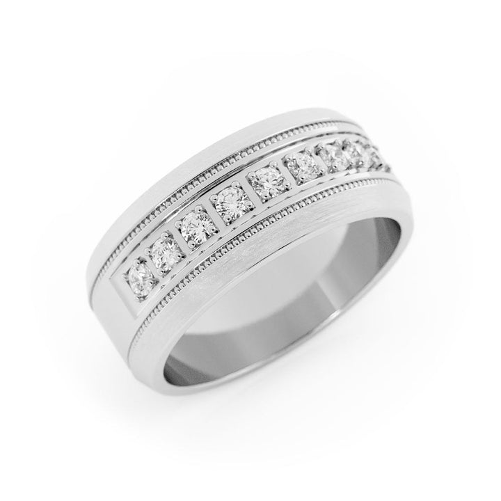 18K White Gold Round Lab Grown Diamond with Milgrain Wedding Band